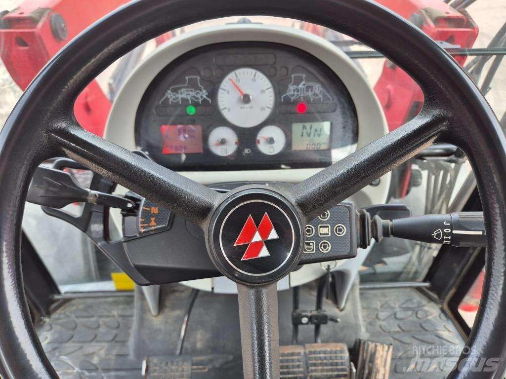 Massey Ferguson 6455 Трактори