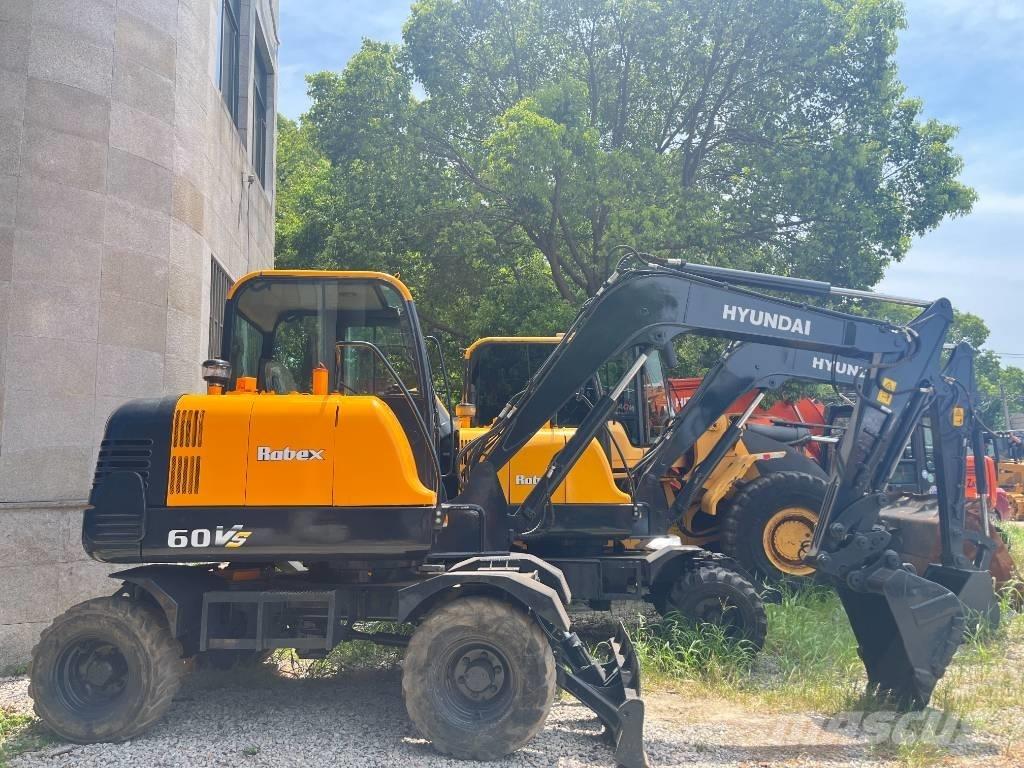 Hyundai Robex 60 VS Мини екскаватори < 7 т
