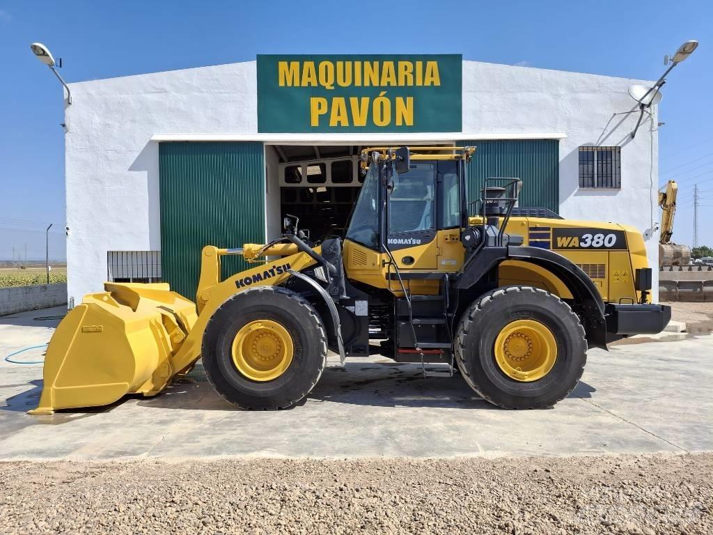 Komatsu WA 380-8 Мини товарачи