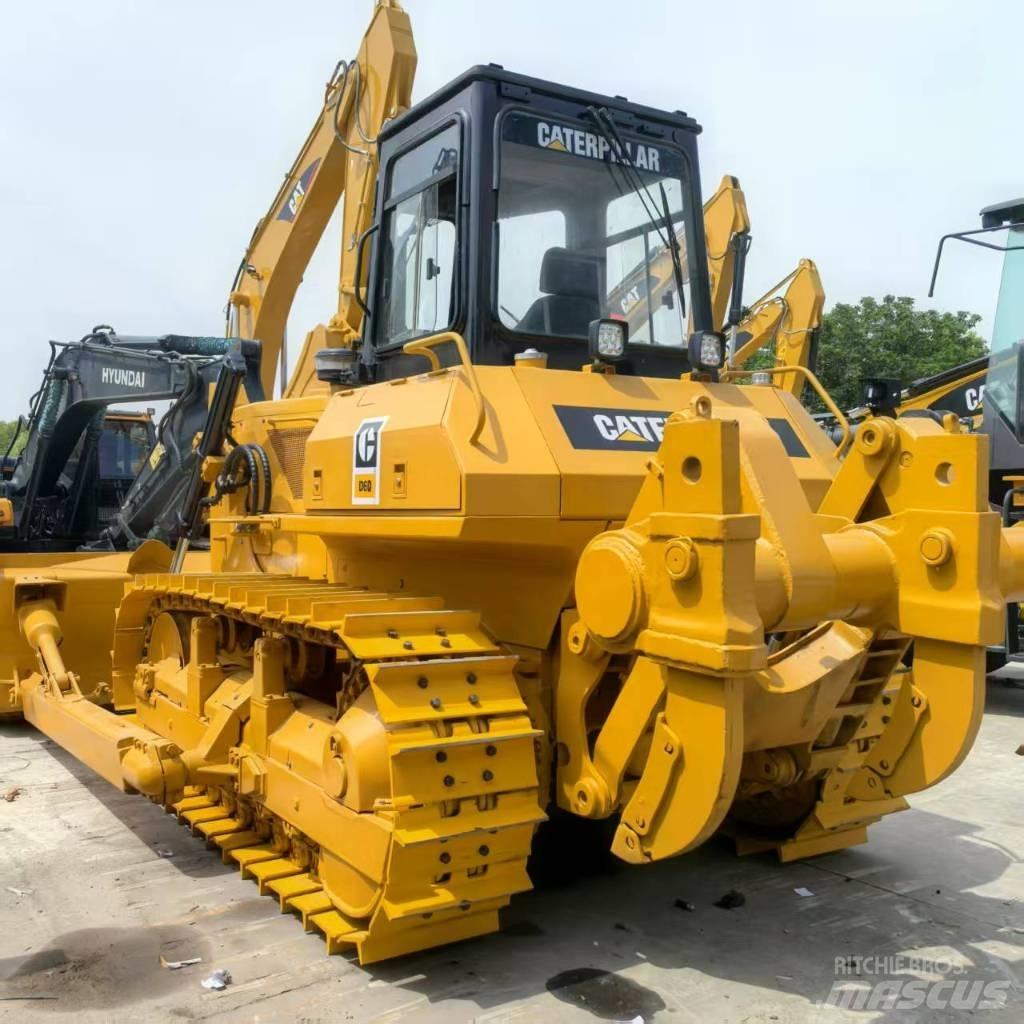 CAT D 6 D Верижни булдозери
