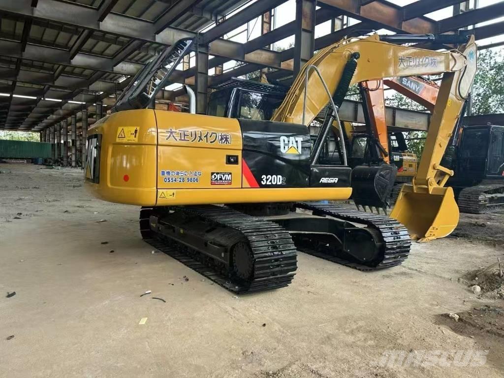 CAT 320 D2 Верижен екскаватор