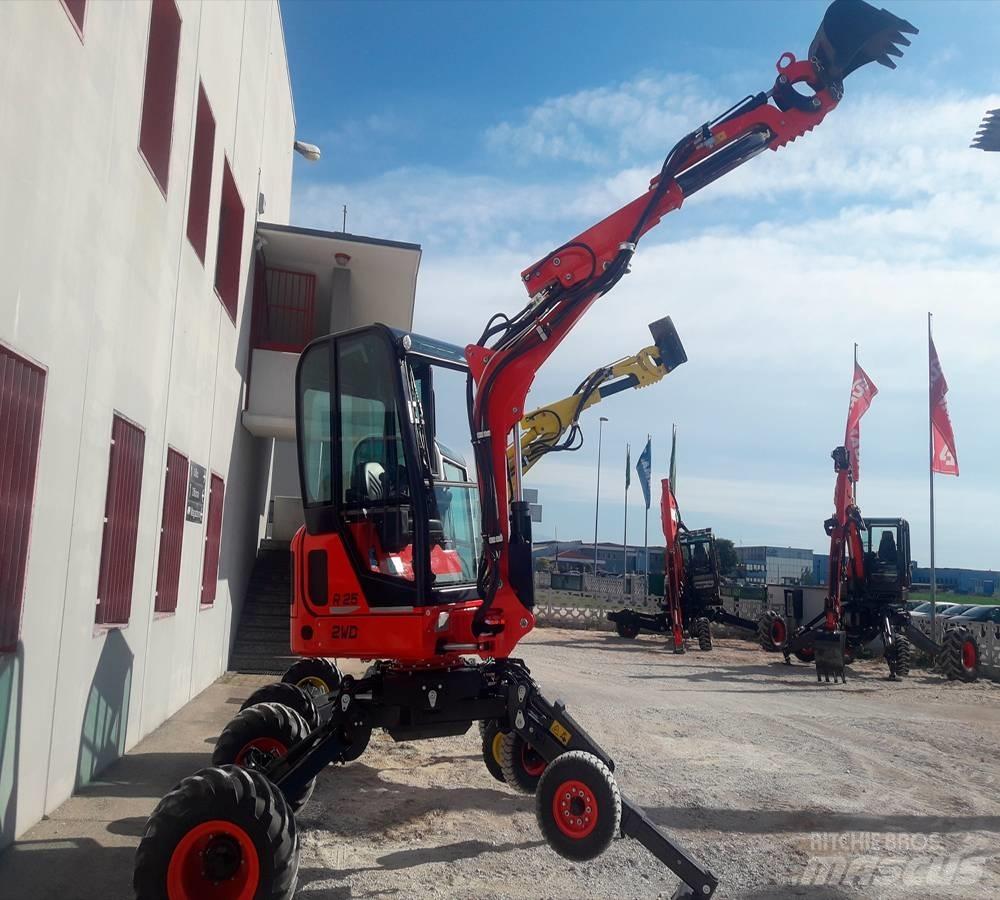 Euromach R25 Багери амфибии