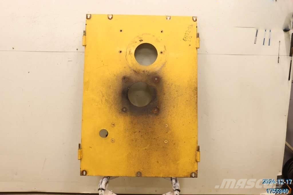 Ljungby L 12 Кабина