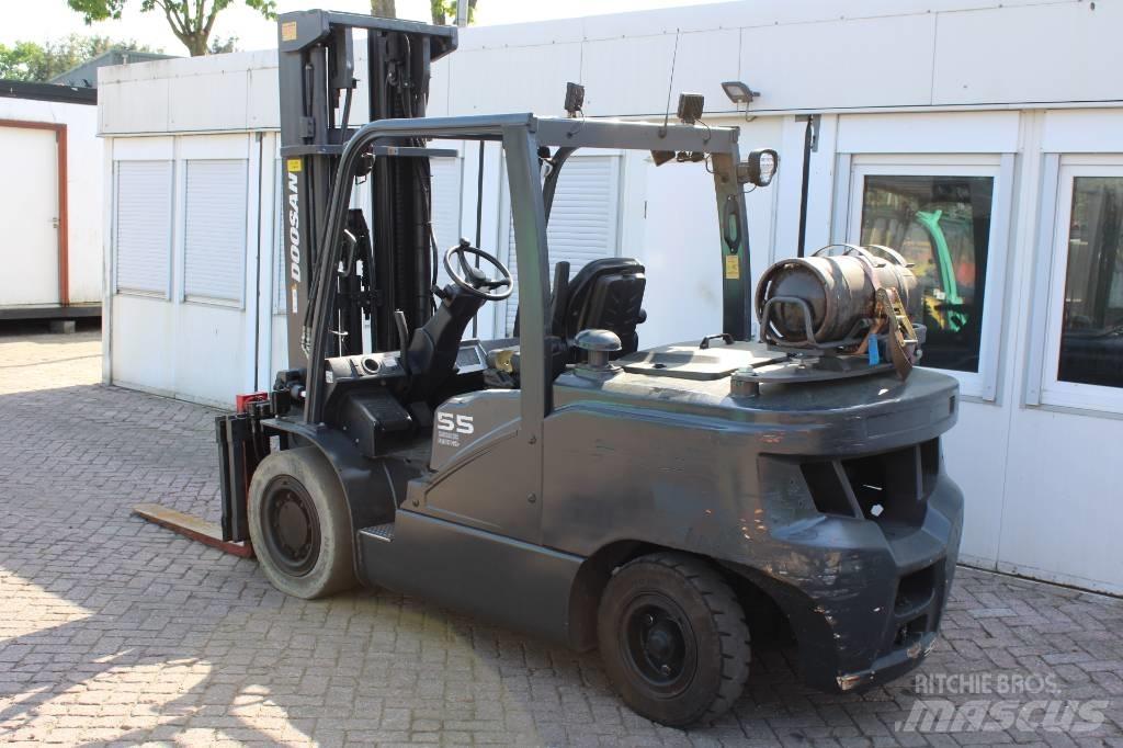 Doosan G 55 C-7 Камиони с АГУ