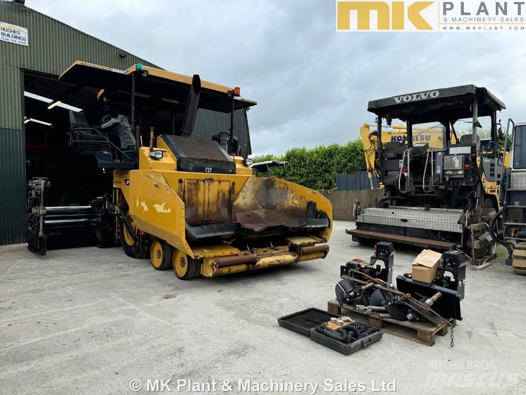 CAT AP 500 F Машини за асфалт