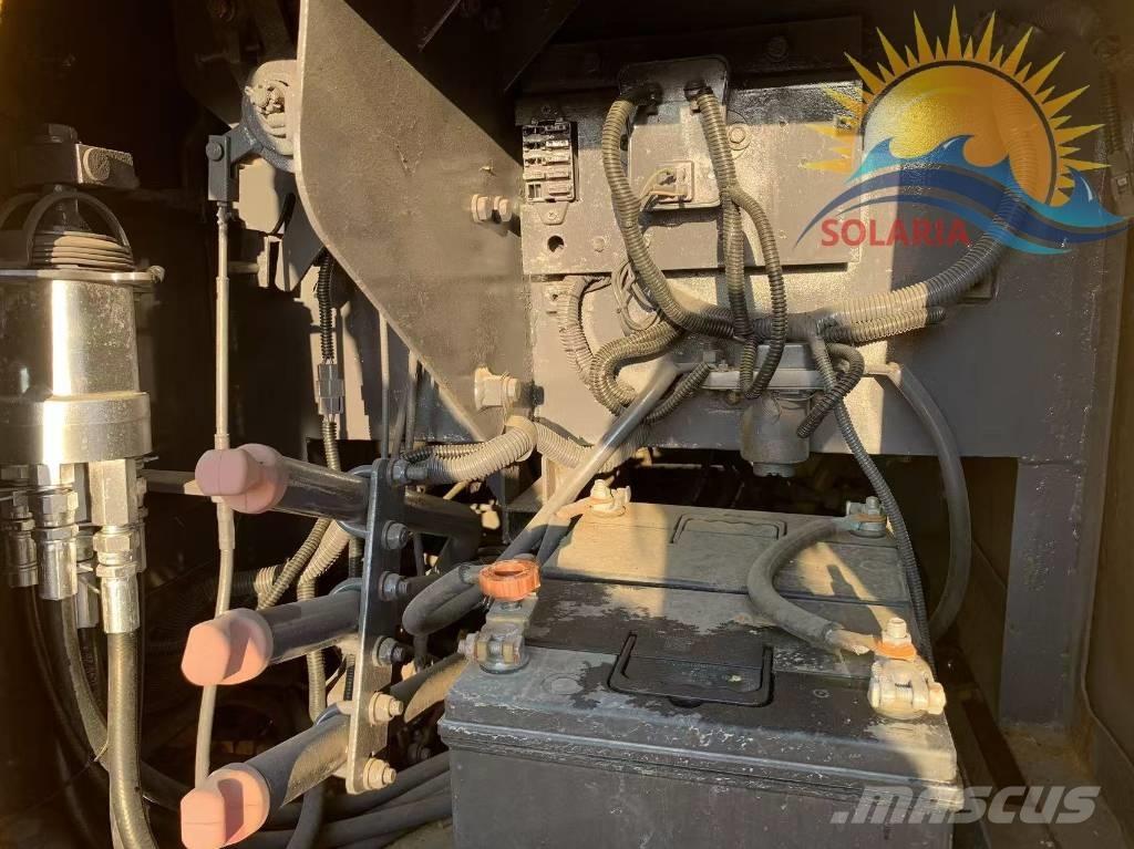 CAT D 5 K Верижни булдозери
