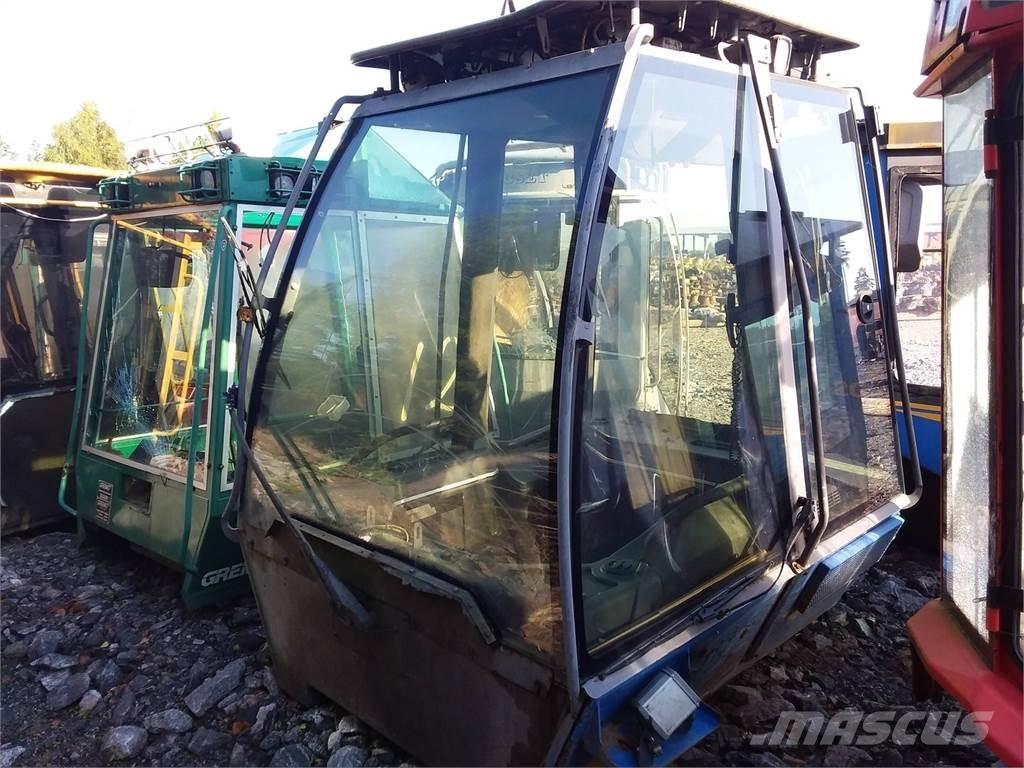 Rottne F18 Кабина