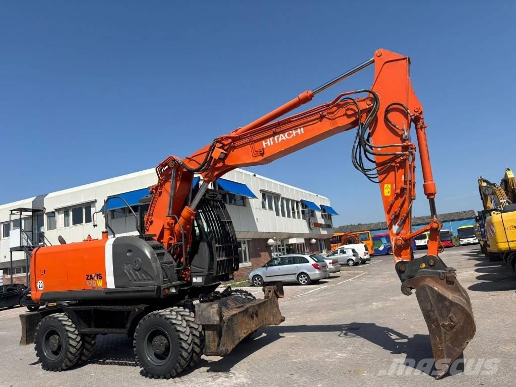 Hitachi ZX 170 W-3 Колесни екскаватори