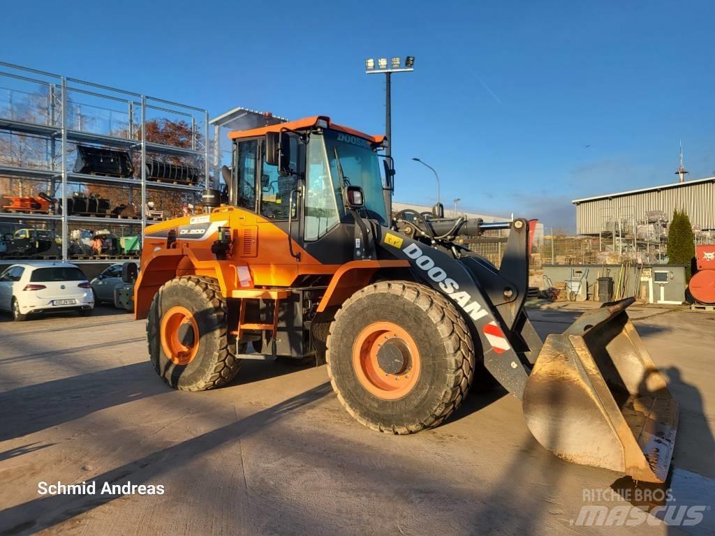 Doosan DL 200-5 Колесни товарачи