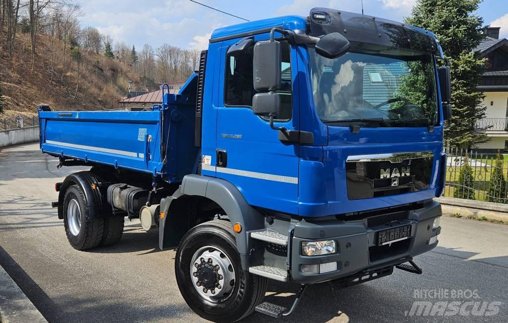 MAN TGM 18.290 4X4 Самосвал
