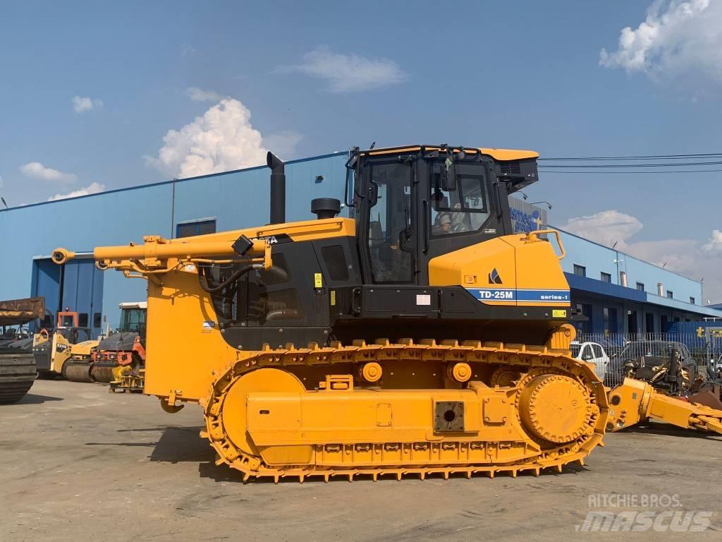 Dressta TD25M Верижни булдозери
