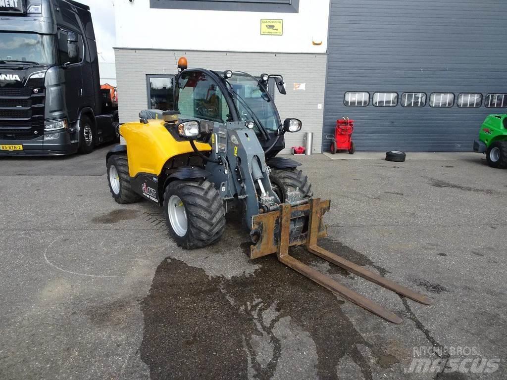 GiANT 4548 Tendo Телескопични товарачи