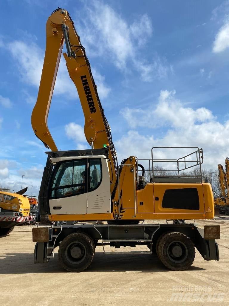 Liebherr LH 30 M Оператори на отпадъци/индустрия

