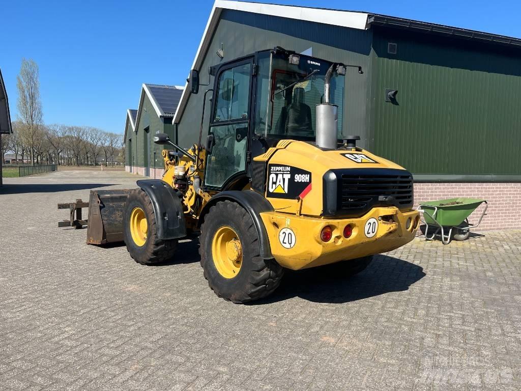 CAT 908 H Колесни товарачи