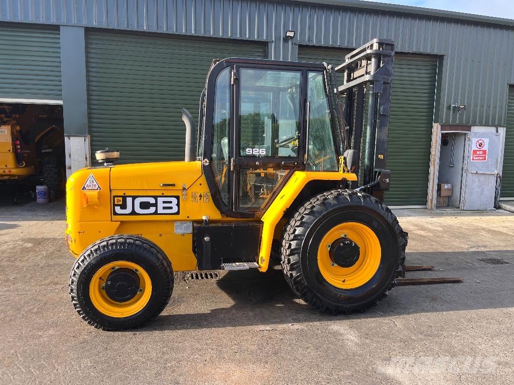 JCB 926 RTFL Камиони за херавни местности
