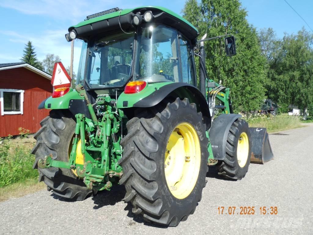 John Deere 5100 M Трактори