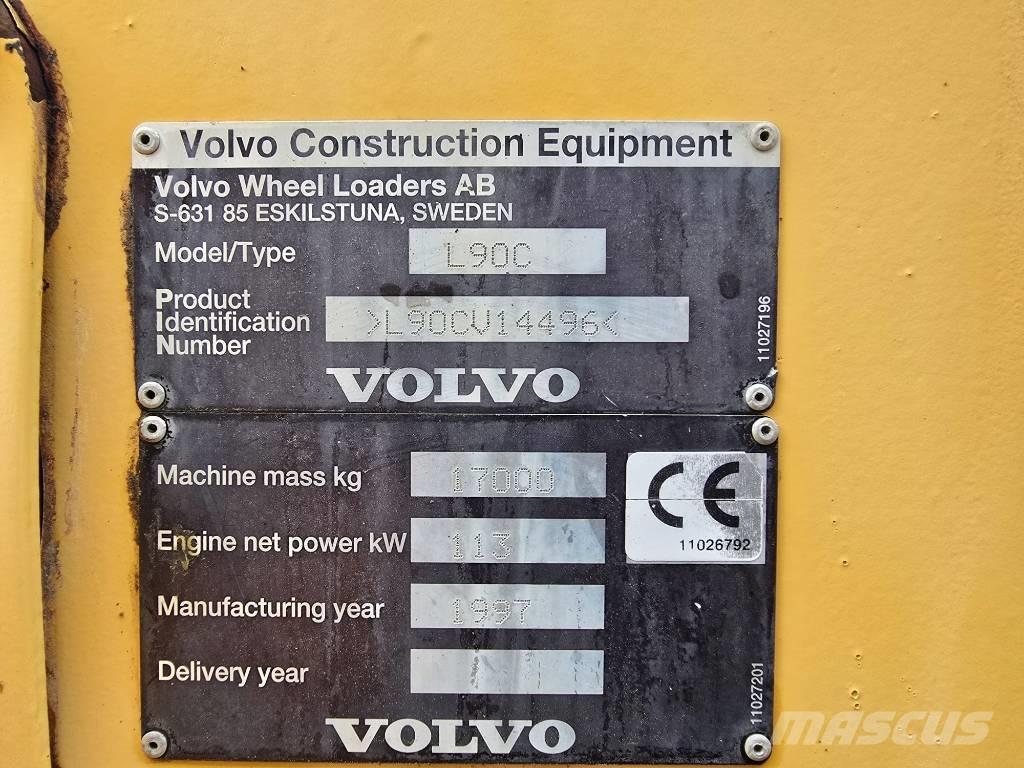 Volvo L 90 C Колесни товарачи