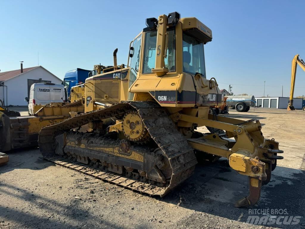 CAT D 6 N LGP Верижни булдозери
