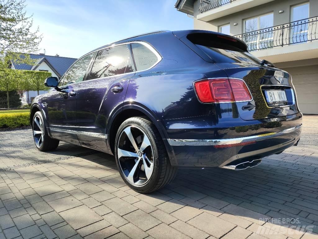 Bentley Bentayga V8 Коли