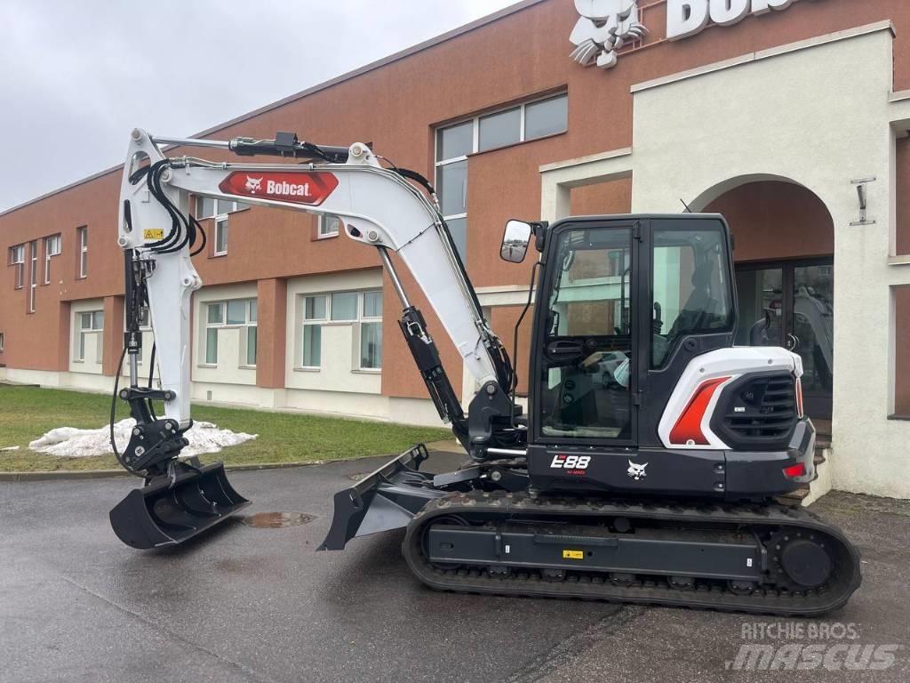 Bobcat E88 Верижен екскаватор