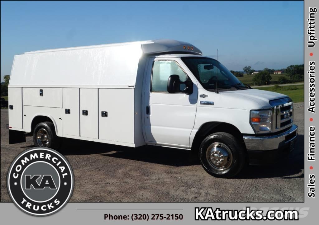 Ford E 450 Пикапи