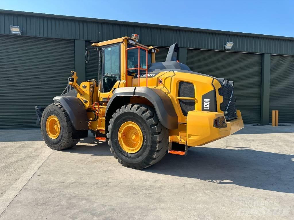 Volvo L 120 H Колесни товарачи