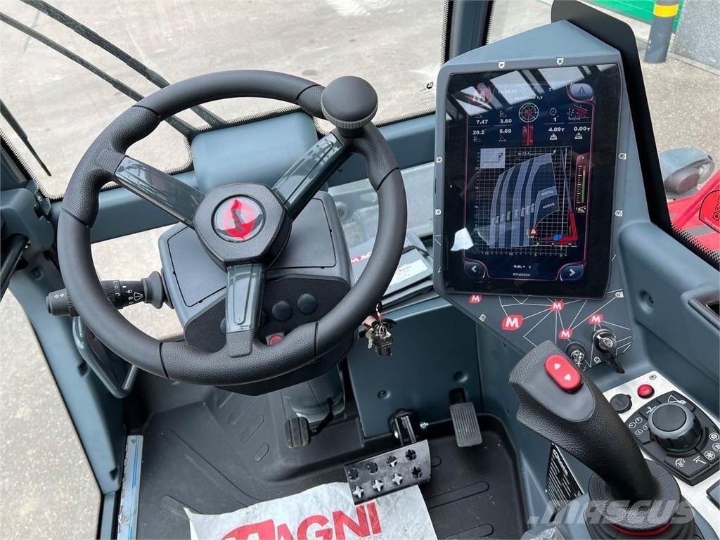 Magni RTH6.30 Телескопични товарачи