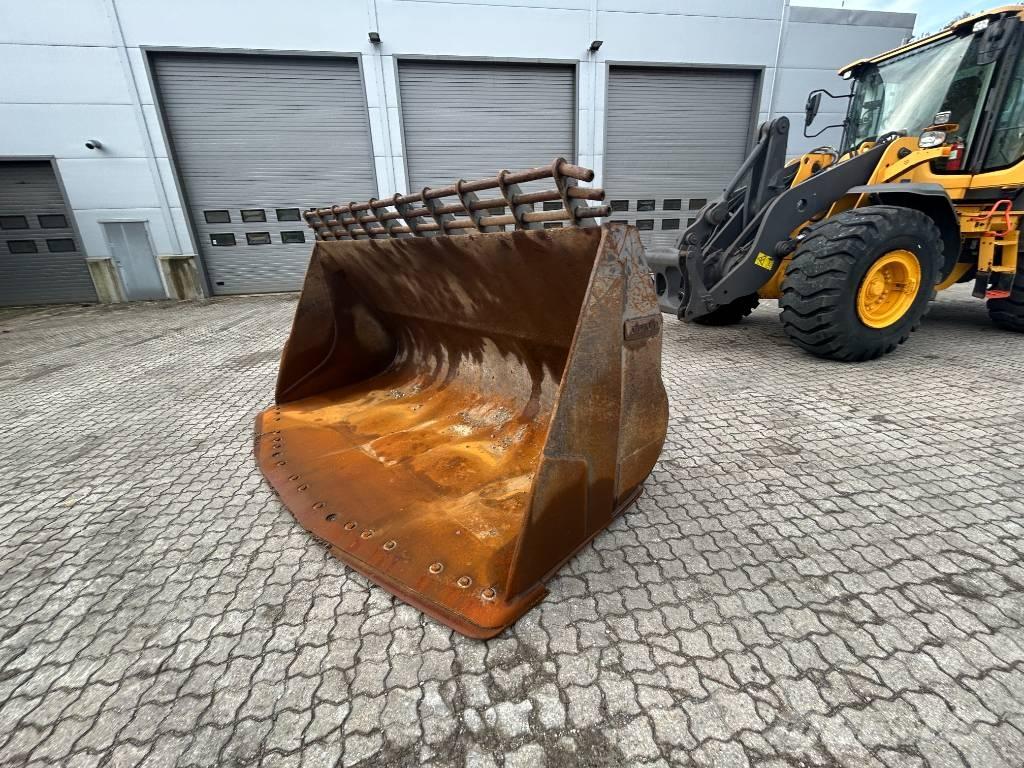 Volvo L110H Колесни товарачи
