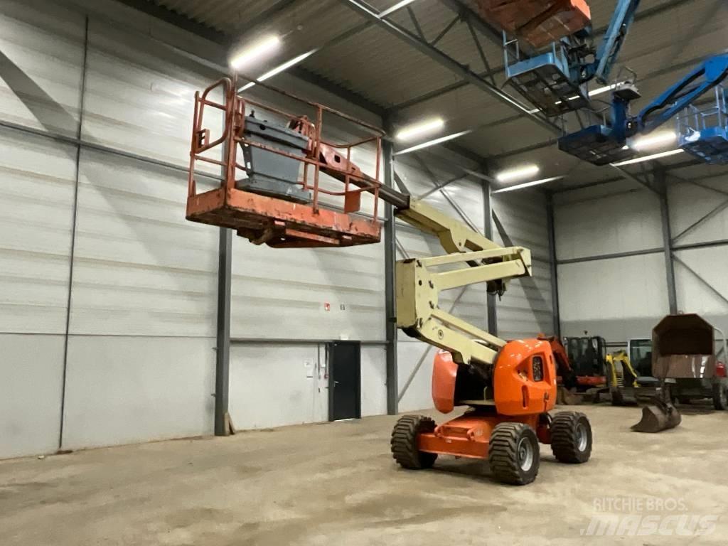 JLG 450 AJ Съчленени стрелови подемници
