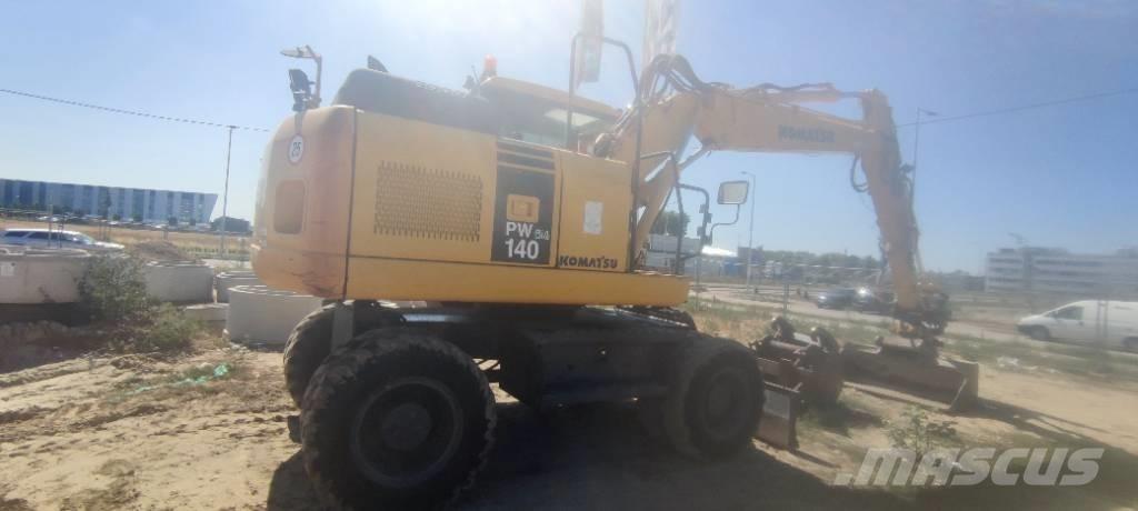 Komatsu PW 140-7 Колесни екскаватори