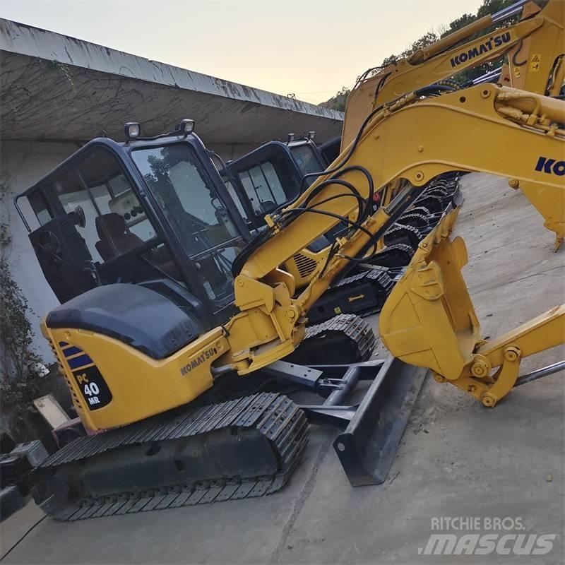 Komatsu PC 40 Мини екскаватори < 7 т