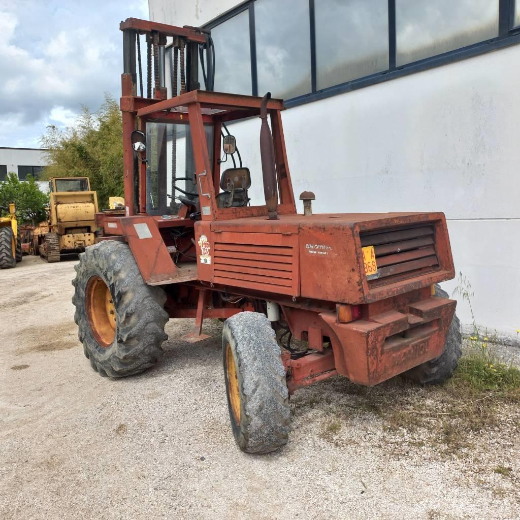 Manitou 4RM30G Дизелови камиони