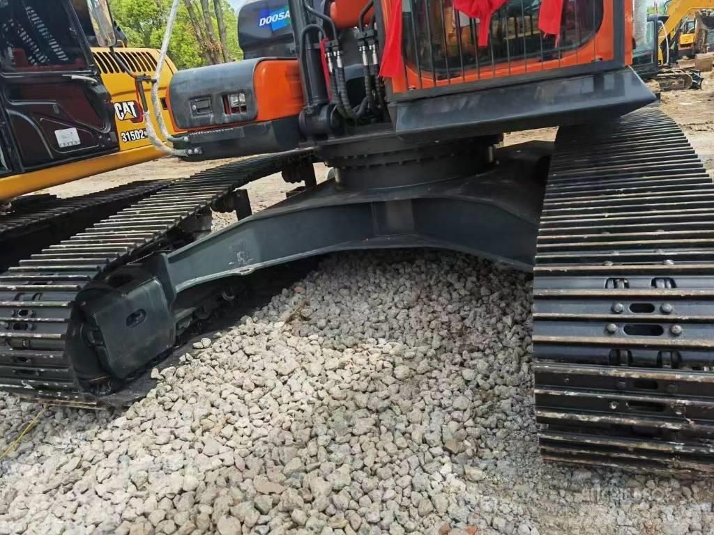 Doosan DX 300 LCA Верижен екскаватор