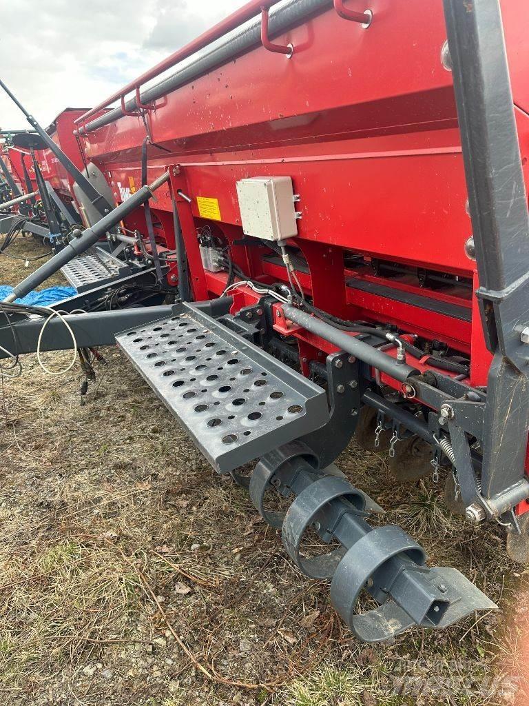 Tume HKL4000 Редосеялки