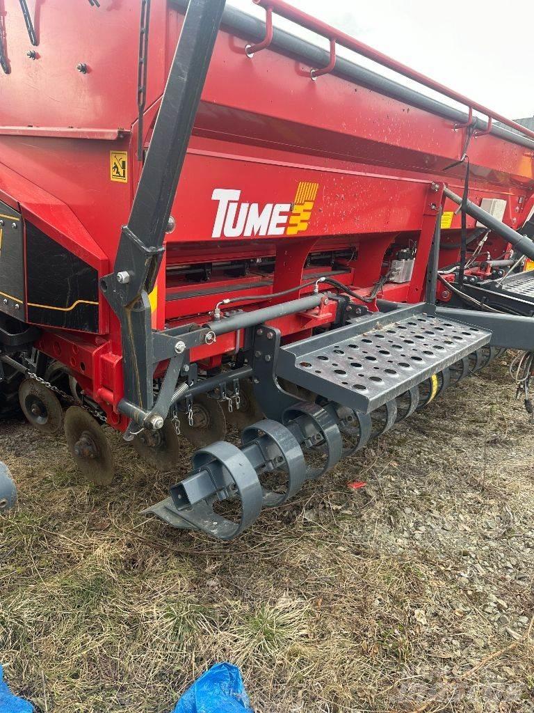 Tume HKL4000 Редосеялки
