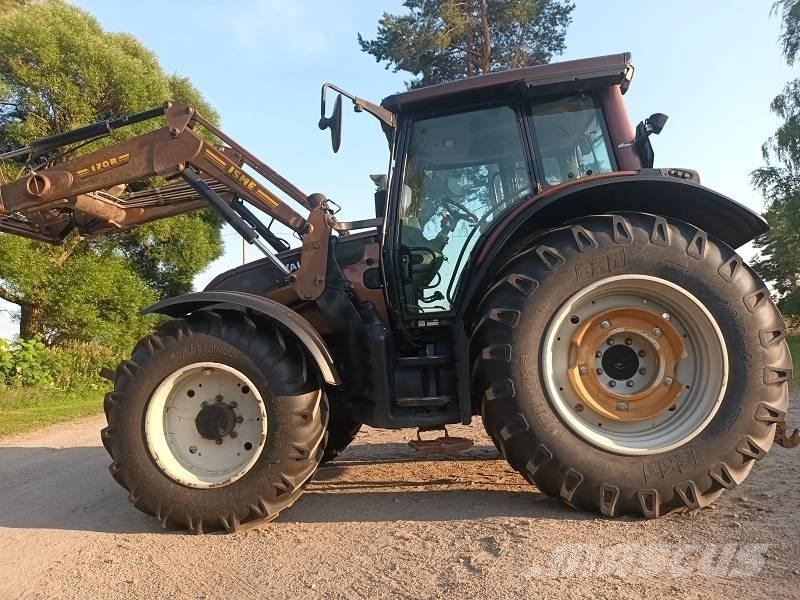 Valtra N 141 Трактори