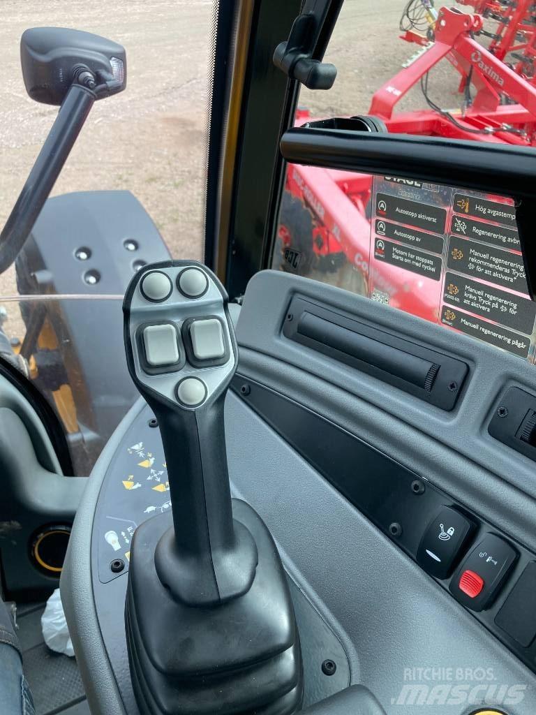 JCB 409 Колесни товарачи