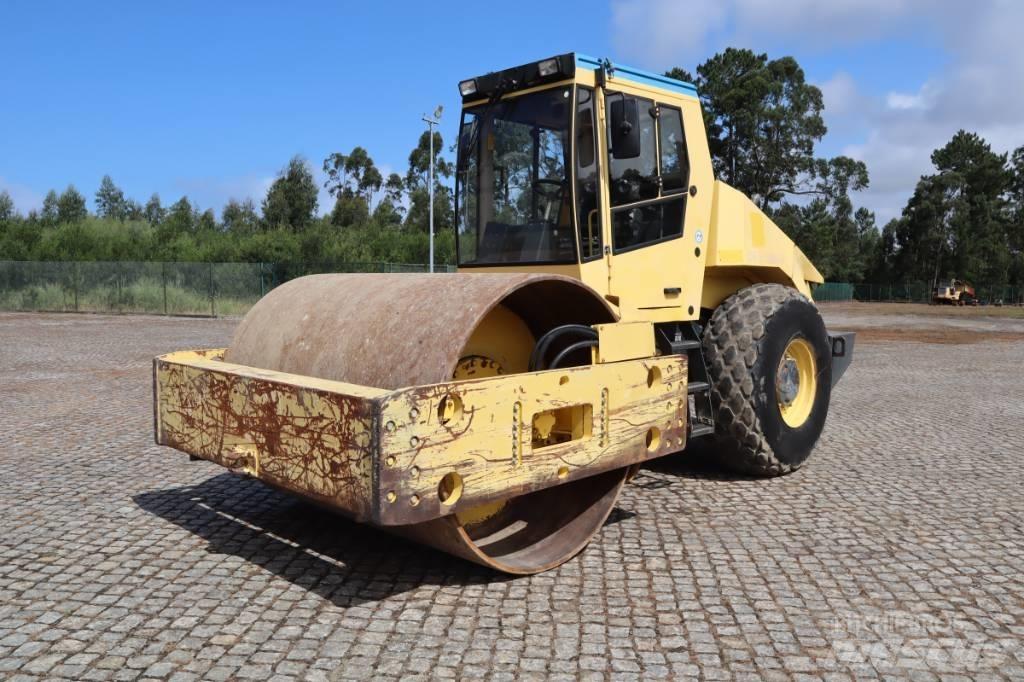 Bomag BW 219 DH-3 Еднобарабанни ролки
