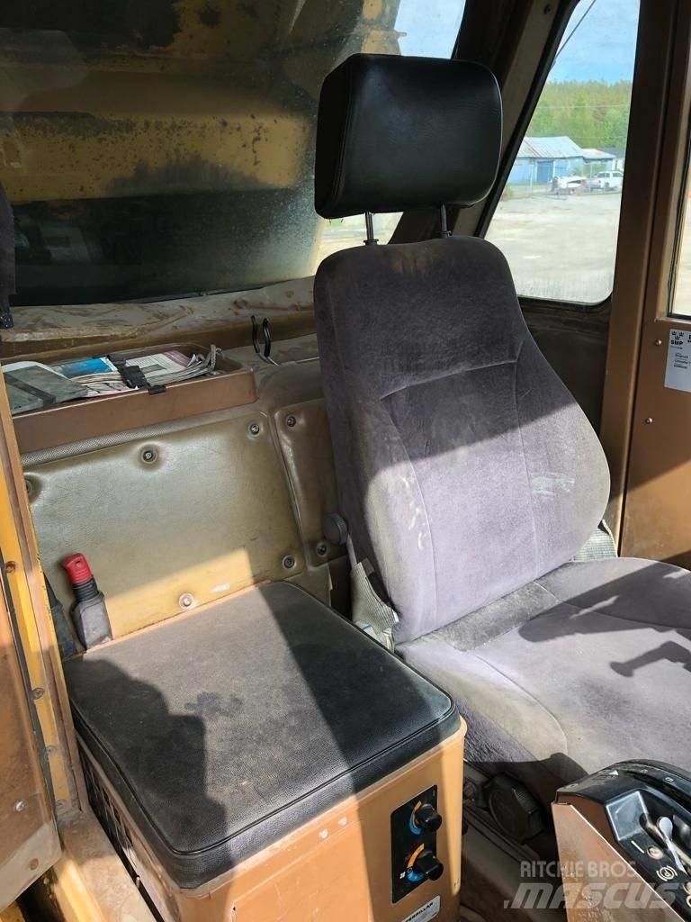 CAT 773 B Твърди самосвали
