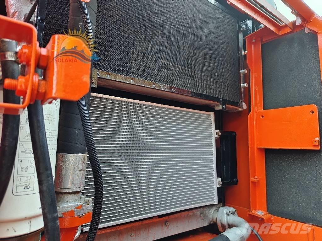 Doosan DX 300 LC Верижен екскаватор