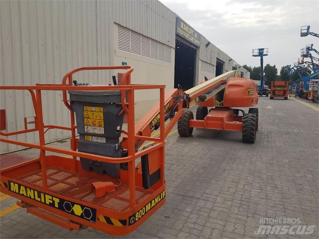 JLG 460SJ Телескопични повдигачи
