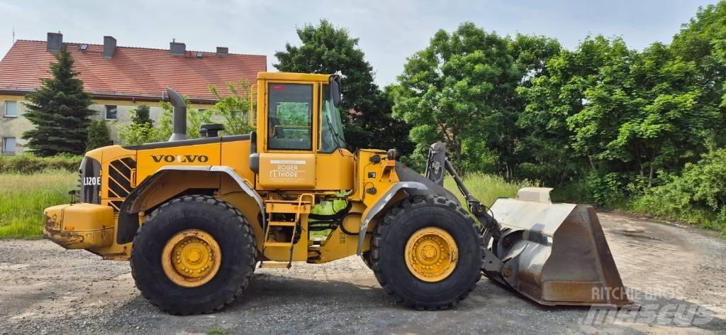 Volvo L 120 E Колесни товарачи