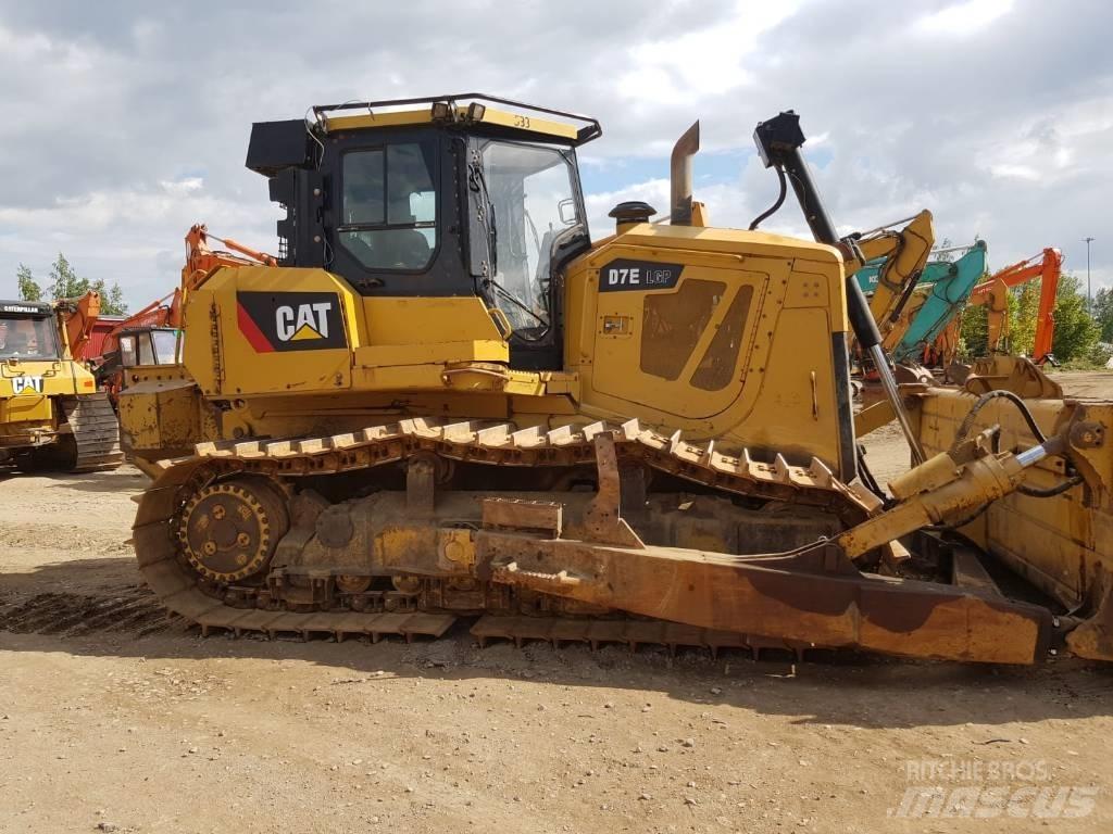 CAT D 7 E LGP Верижни булдозери
