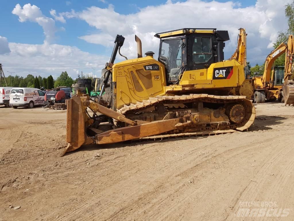 CAT D 7 E LGP Верижни булдозери
