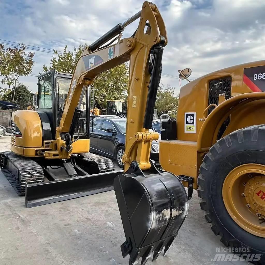 CAT 304 CR Верижен екскаватор