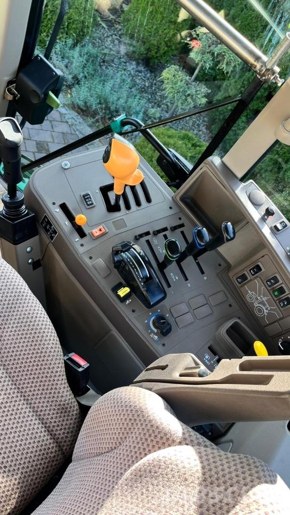 John Deere 6125 M Трактори