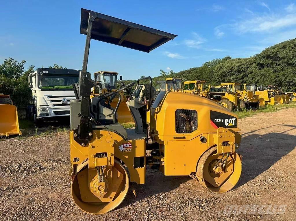 CAT CB 24 B Двойни барабанни ролки
