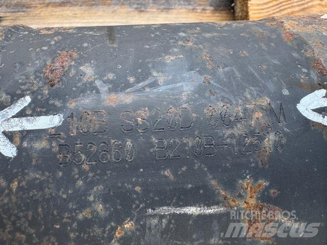 CAT grot 135 mm nowy Чукове/Раздробители

