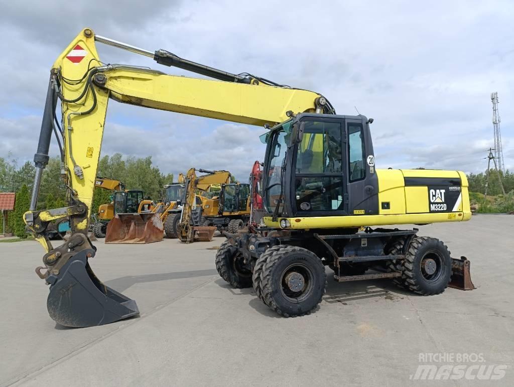 CAT M 322 D Колесни екскаватори