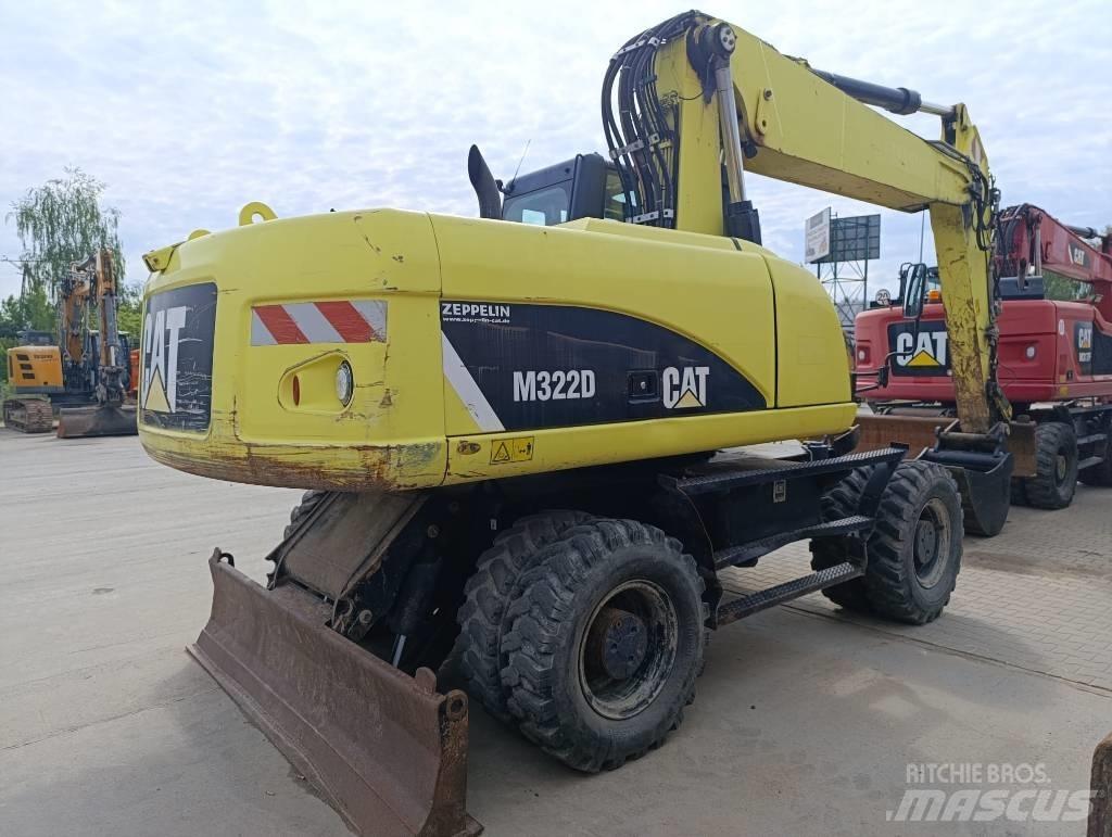 CAT M 322 D Колесни екскаватори